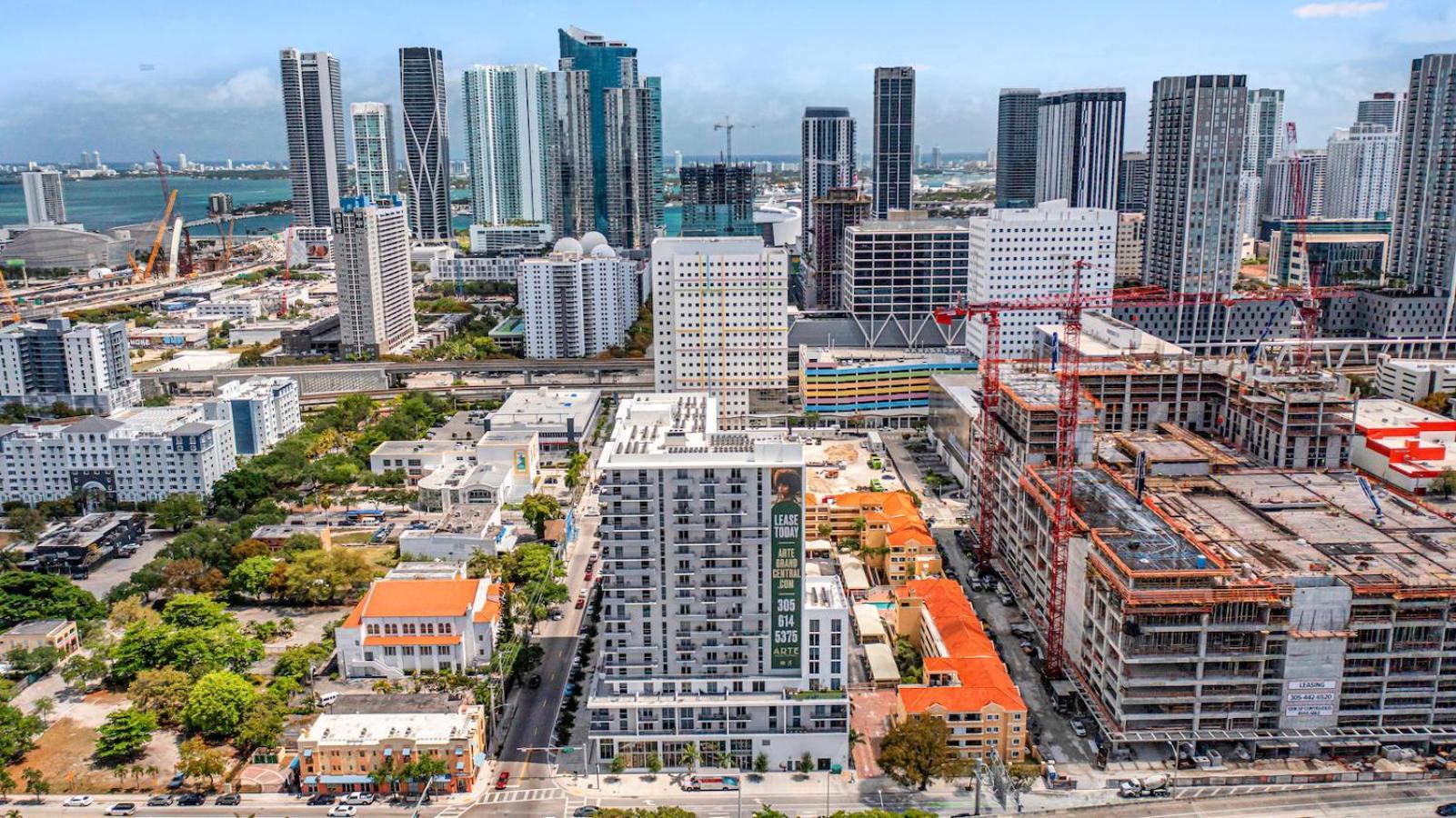 Amazing 3 Bed Unit In Dwntwn Miami With Free Parking Daire Dış mekan fotoğraf