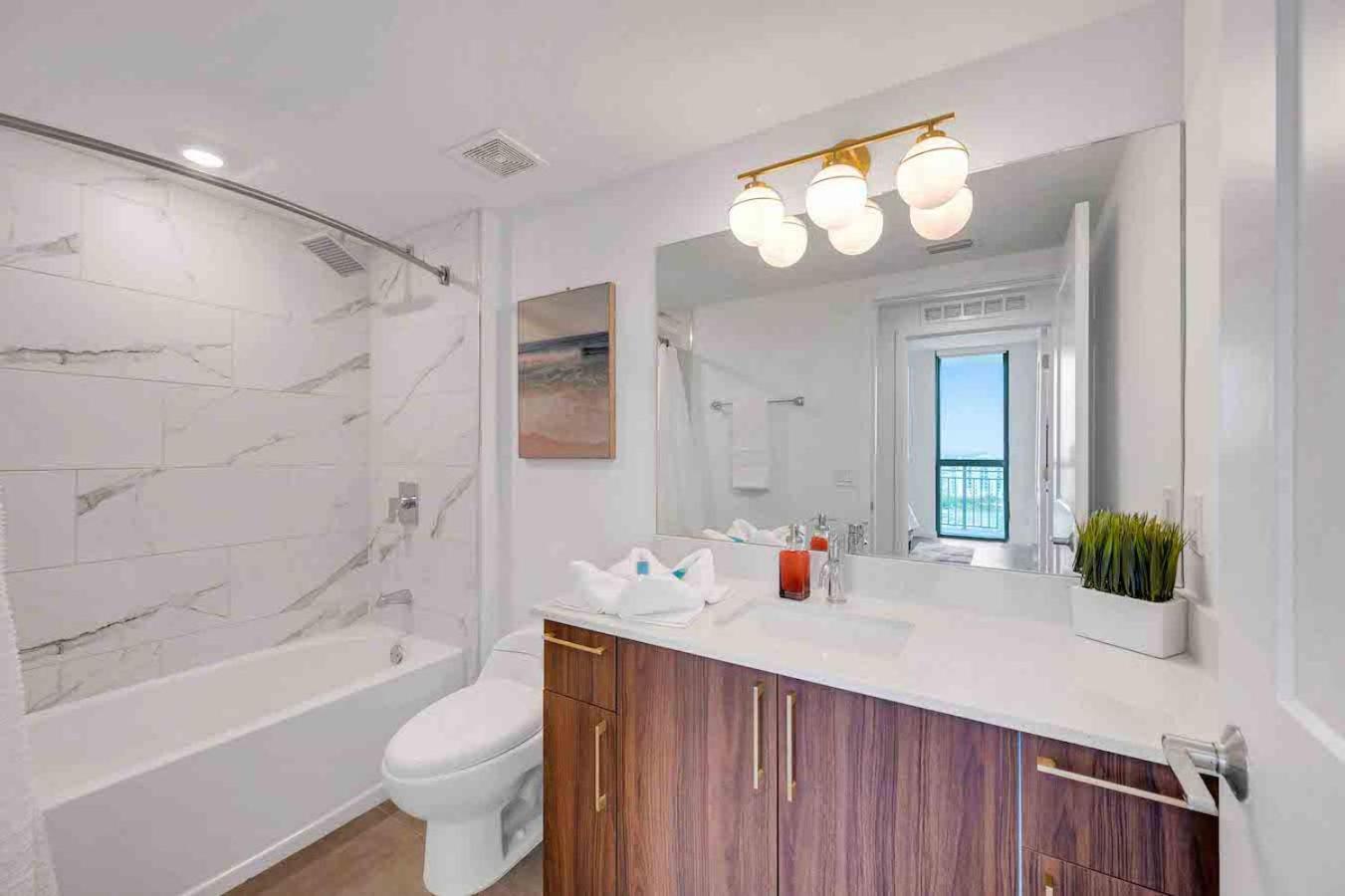 Amazing 3 Bed Unit In Dwntwn Miami With Free Parking Daire Dış mekan fotoğraf