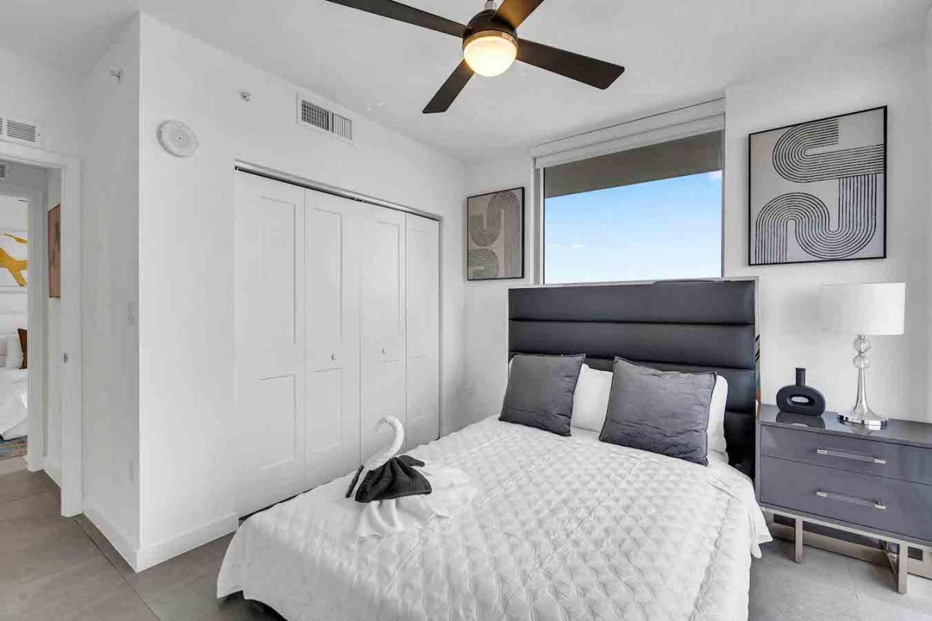 Amazing 3 Bed Unit In Dwntwn Miami With Free Parking Daire Dış mekan fotoğraf
